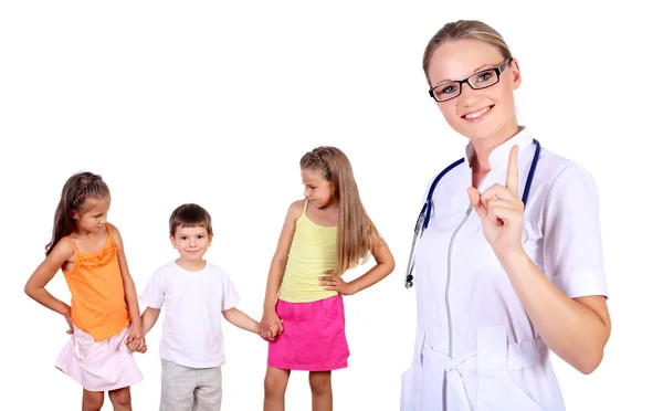 Doctor and family with children — Stock Photo, Image