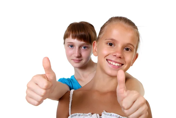 Två tonårsflickor tillsammans — Stockfoto