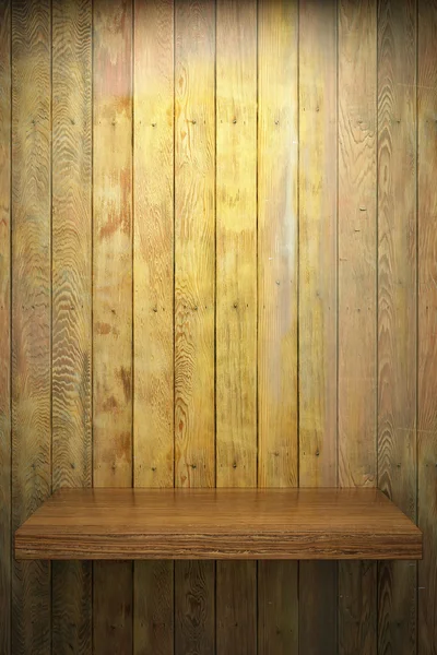 Пустая полка на деревянной стене — стоковое фото