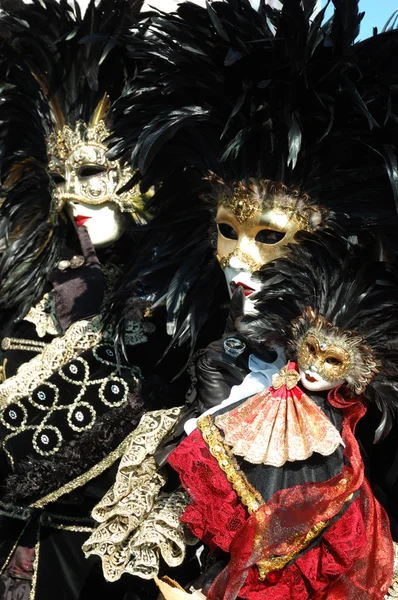 Two bird masks at Venice carnival 2011 — Stock Photo, Image
