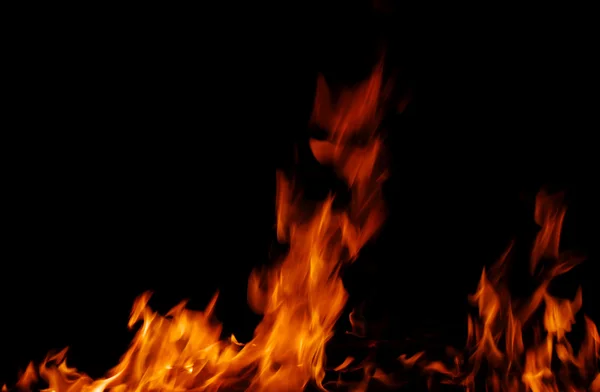 Ogień na czarnym — Zdjęcie stockowe