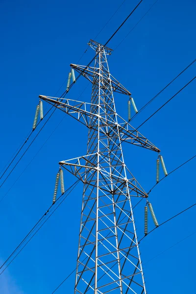 Pylon de eletricidade de alta tensão — Fotografia de Stock