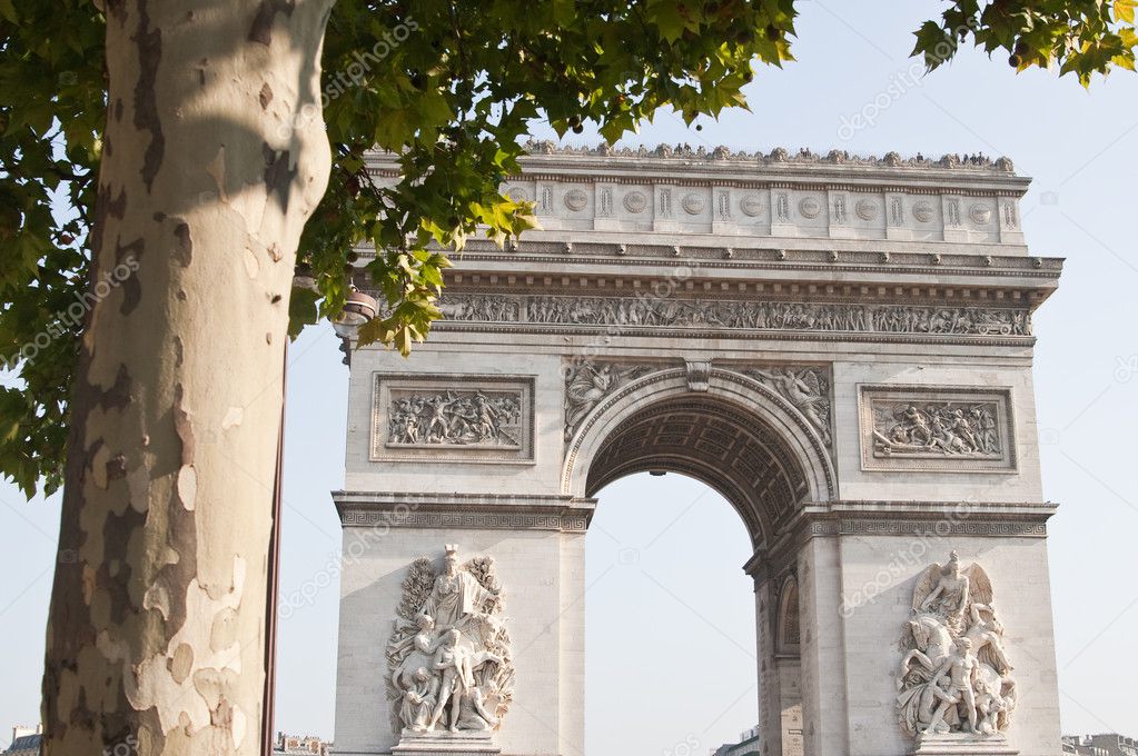 View of the Arc de Triomphe in Paris, France.