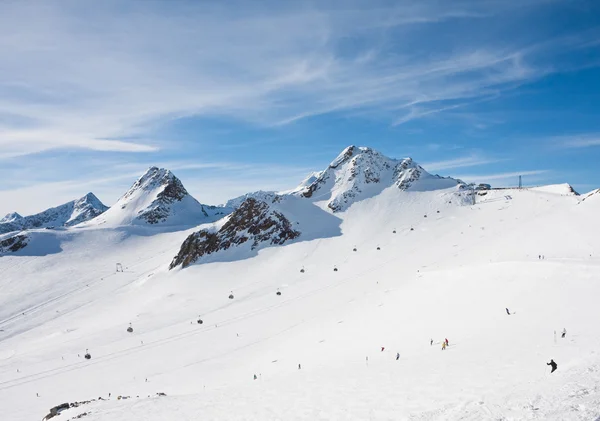 山坡上的 solden 的滑雪胜地。奥地利 — 图库照片