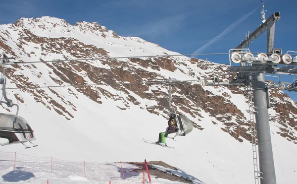 Rekwizyty wyciągów narciarskich. miejscowości Sölden. Austria — Zdjęcie stockowe