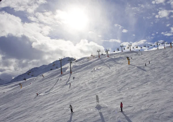 Op de hellingen van het skigebied van Sölden. Oostenrijk — Stockfoto