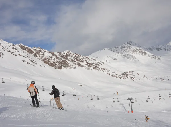 Auf den Pisten des Skigebiets von solden. Österreich — Stockfoto