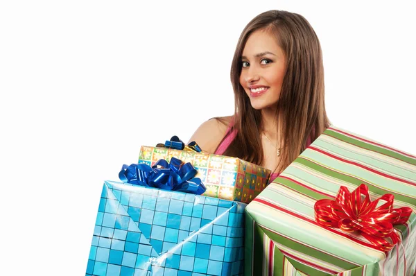 Kadın holding kutular hediye — Stok fotoğraf