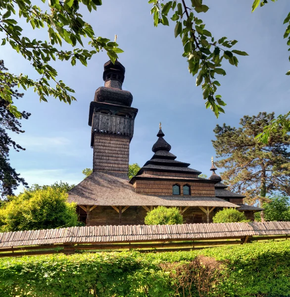 Igreja de madeira velha, Uzhgorod, Ucrânia — Fotografia de Stock