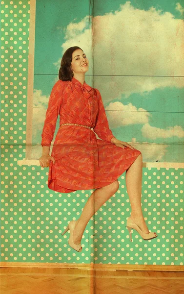 Mooie vrouw in jurk — Stockfoto