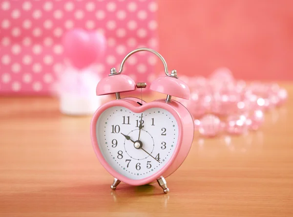 Reloj rosa — Foto de Stock