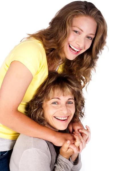 Πορτρέτο του χαμογελαστό σιτεμένου μαμά με την κόρη της — Φωτογραφία Αρχείου