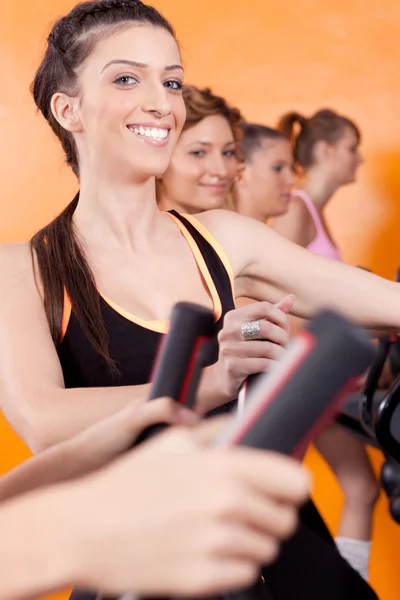 Group of four in the gym — Stock Photo, Image