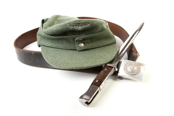 Kepi пояс Багнет ножем ізоляції німецький солдат — стокове фото