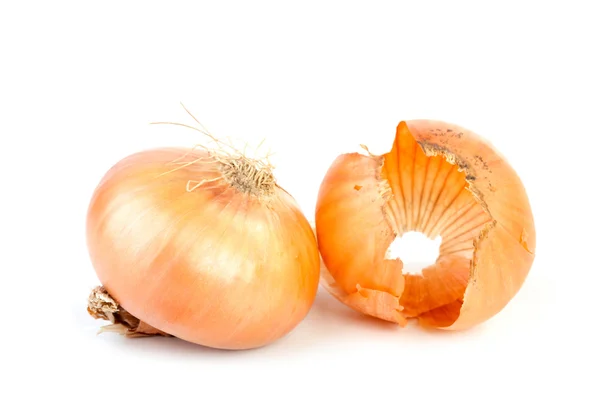 Yellow onions with a peel isolated — Stock Photo, Image