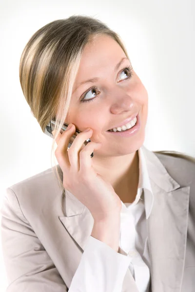 Geschäftsfrau telefoniert mit Handy — Stockfoto