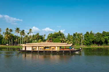 Teknede önemsizden kerala, Hindistan