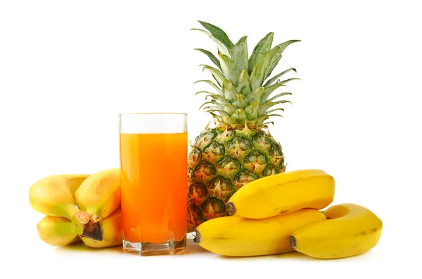 新鲜热带水果和果汁 — 图库照片