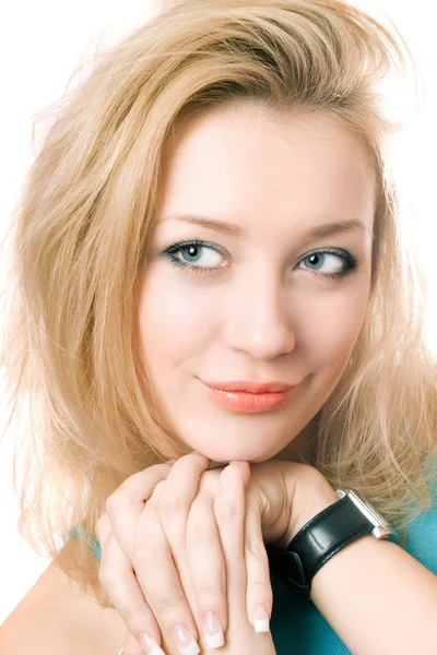Closeup retrato de uma jovem loira — Fotografia de Stock