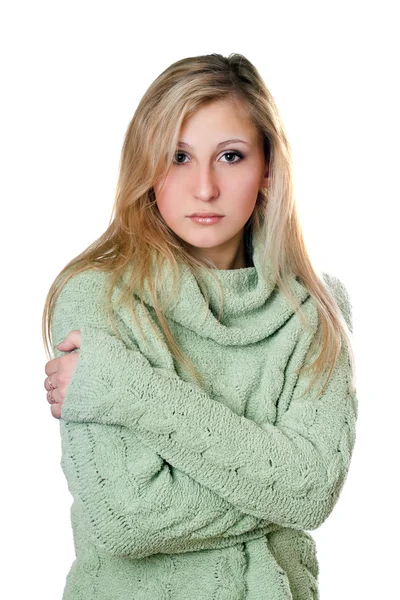 Młoda kobieta w swetrze — Zdjęcie stockowe
