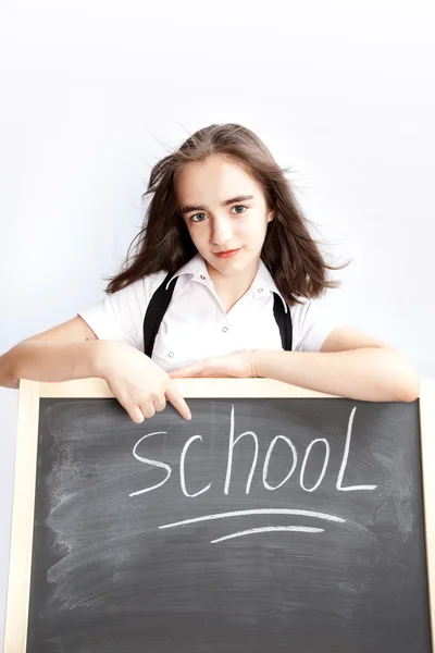 Kız öğrenci bir schoolboard hakkında — Stok fotoğraf