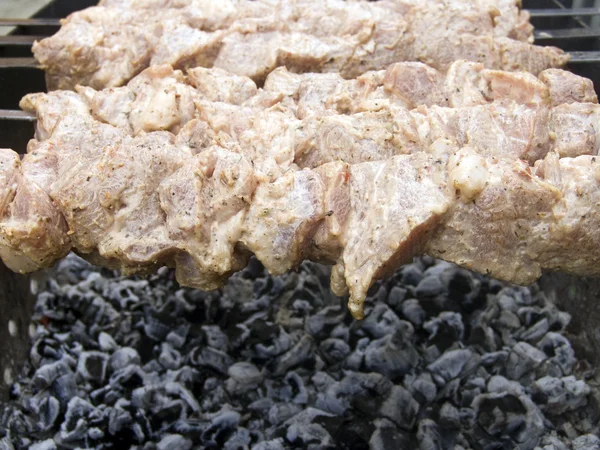 Preparazione dello spiedino di shish kebab 2 — Foto Stock