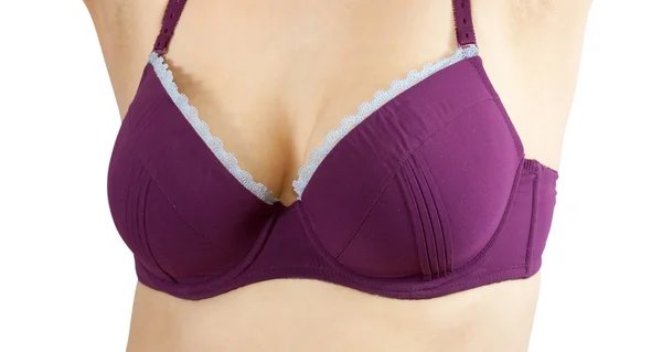 在紫胸罩女人胸部 — 图库照片