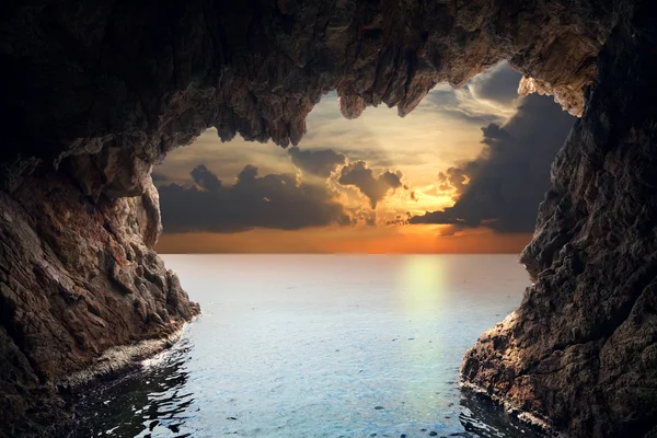 Inside of grotto in rising — Stock Photo, Image
