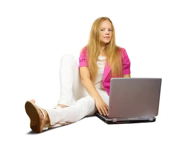 IRL sitter med laptop — Stockfoto