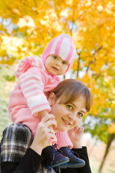 Anya gyermekével portréja — Stock Fotó