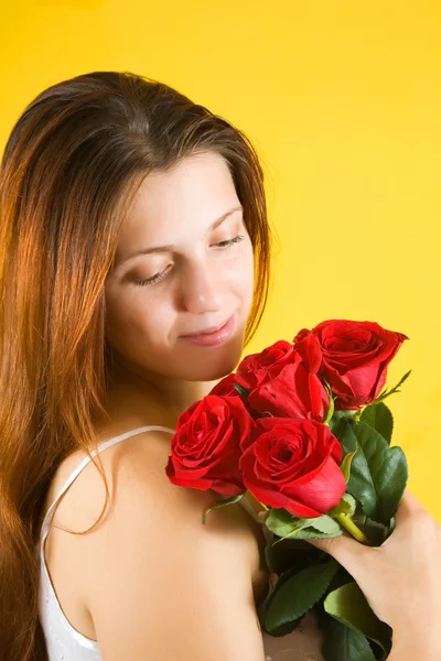 Dziewczyna z różami — Zdjęcie stockowe