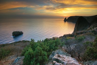 dağ ve deniz.