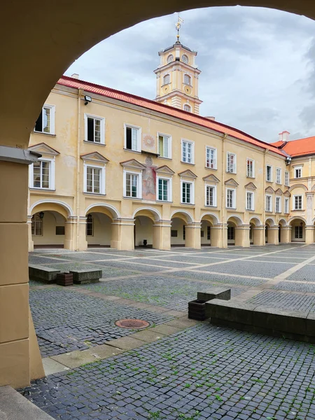 Großer Hof der Universität Vilnius — Stockfoto