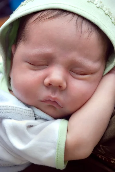 新生児の眠っている赤ちゃん — ストック写真