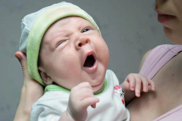 Yawning little baby — Stock Photo, Image