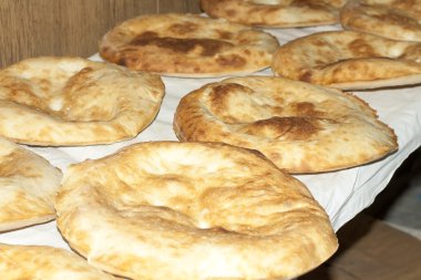 Gürcistan Milli ekmek - silindir Mini değirmenler