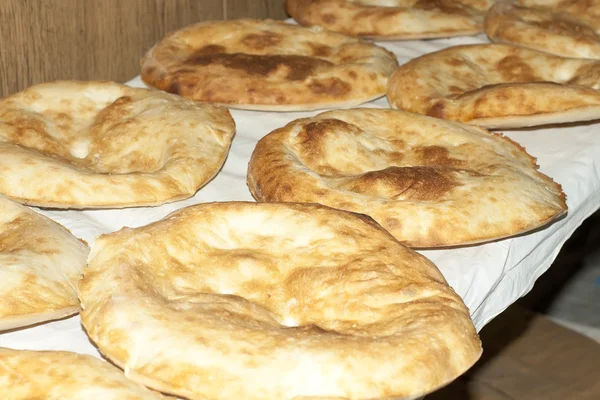 Грузинский национальный хлеб - лаваш — стоковое фото