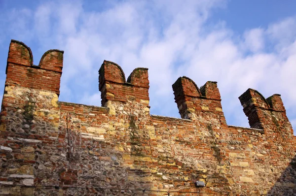 Starých městských hradeb v verona, Itálie — Stock fotografie