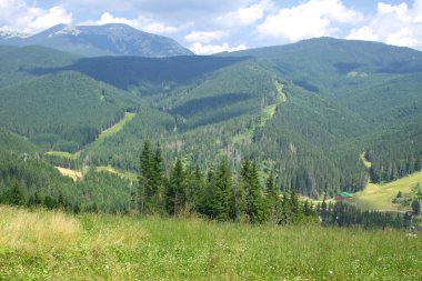 bukovel Kayak Merkezi yaz, Karpatlar, Ukrayna