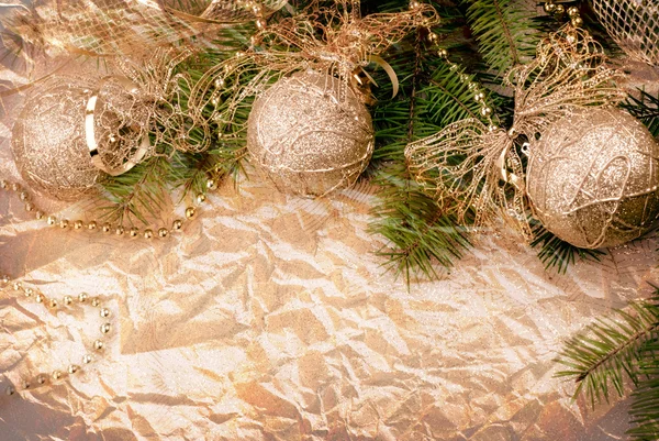 Decoración de Navidad en rama de abeto — Foto de Stock