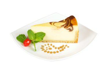 gurme dilim beyaz zemin üzerine cheesecake