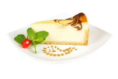 gurme dilim beyaz zemin üzerine cheesecake