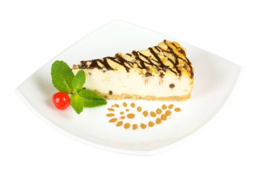 gurme dilim beyaz zemin üzerine cheesecake