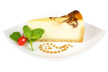 gurme dilim beyaz zemin üzerine cheesecake