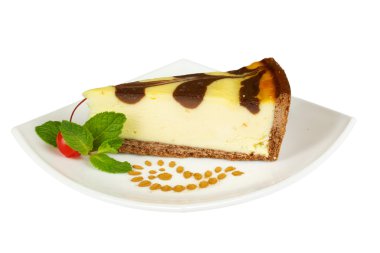 gurme dilim beyaz zemin üzerine cheesecake