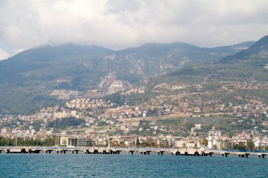 Alanya Şehir hill, deniz kıyısında, Türkiye