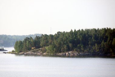 İsveç ' te yalnız ada adalar