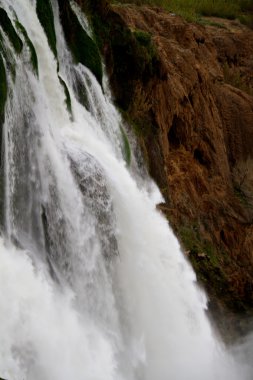 Türkiye 'nin Antalya kentindeki Duden nehrinde şelale