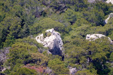 yüksek dağ ve kayalar Yunanistan Rodos