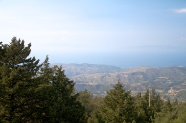 yüksek dağ ve kayalar Yunanistan Rodos